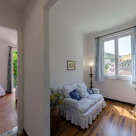 Joivy Lovely Apt For 2, With Terrace And Lovely View Apartamento