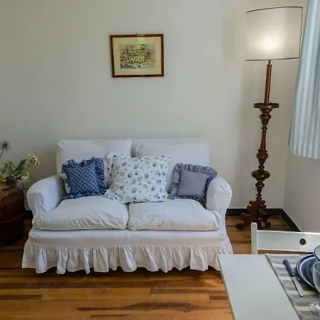 Joivy Lovely Apt For 2, With Terrace And Lovely View *